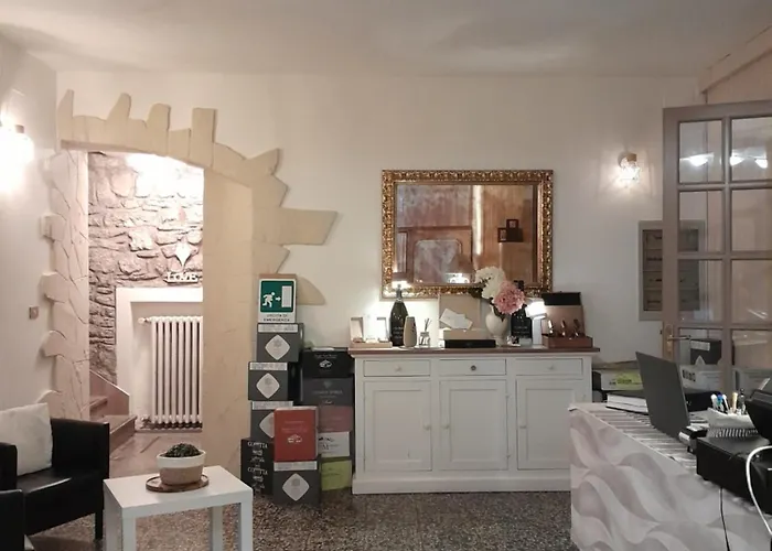 Hotel Regina Yeti Bistrot 3*