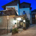 Regina Yeti Bistrot Hotel 3*