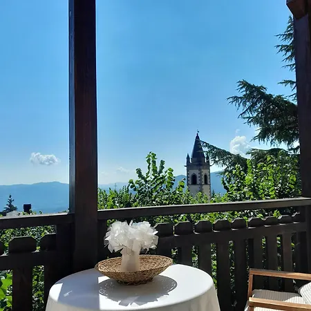 Regina Yeti Bistrot فندق سيستولا