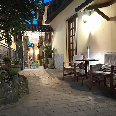 Regina Yeti Bistrot Szálloda 3*