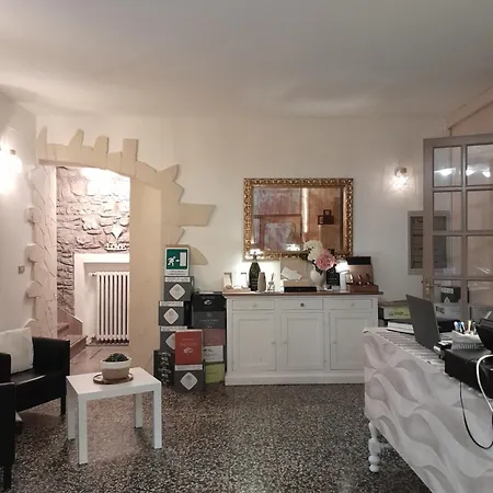 Hotel Regina Yeti Bistrot 3*