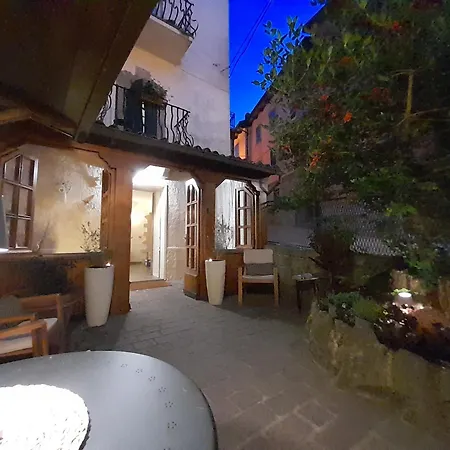 Regina Yeti Bistrot Отель 3*