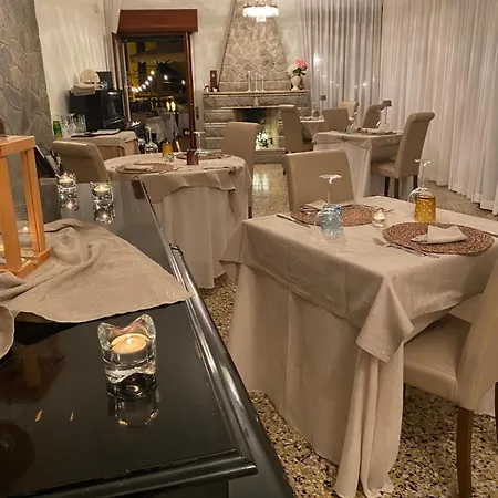 Отель Regina Yeti Bistrot Сестола