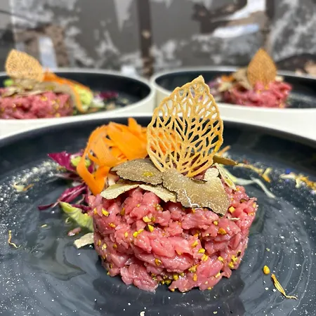 Regina Yeti Bistrot فندق
