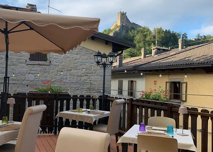 Regina Yeti Bistrot Szálloda